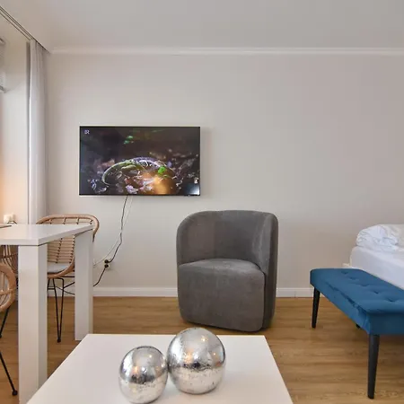 Metropol, Whg 28a, Seeseite 1og Διαμέρισμα *